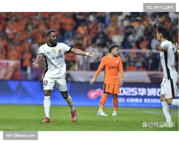 社论：VAR对轻微越位的严格判罚，是否正在扼杀那些精彩的快速反击？